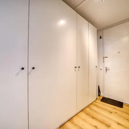 Apartment - Haus E, App 0e1101 *