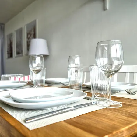 Apartment - Haus E, App 0e1101 *